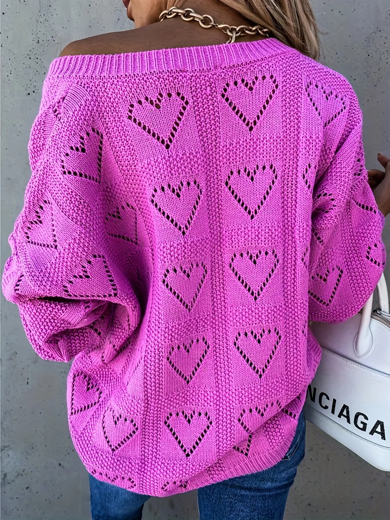 Fashion Heart Design Cut Out V Neck Sweater