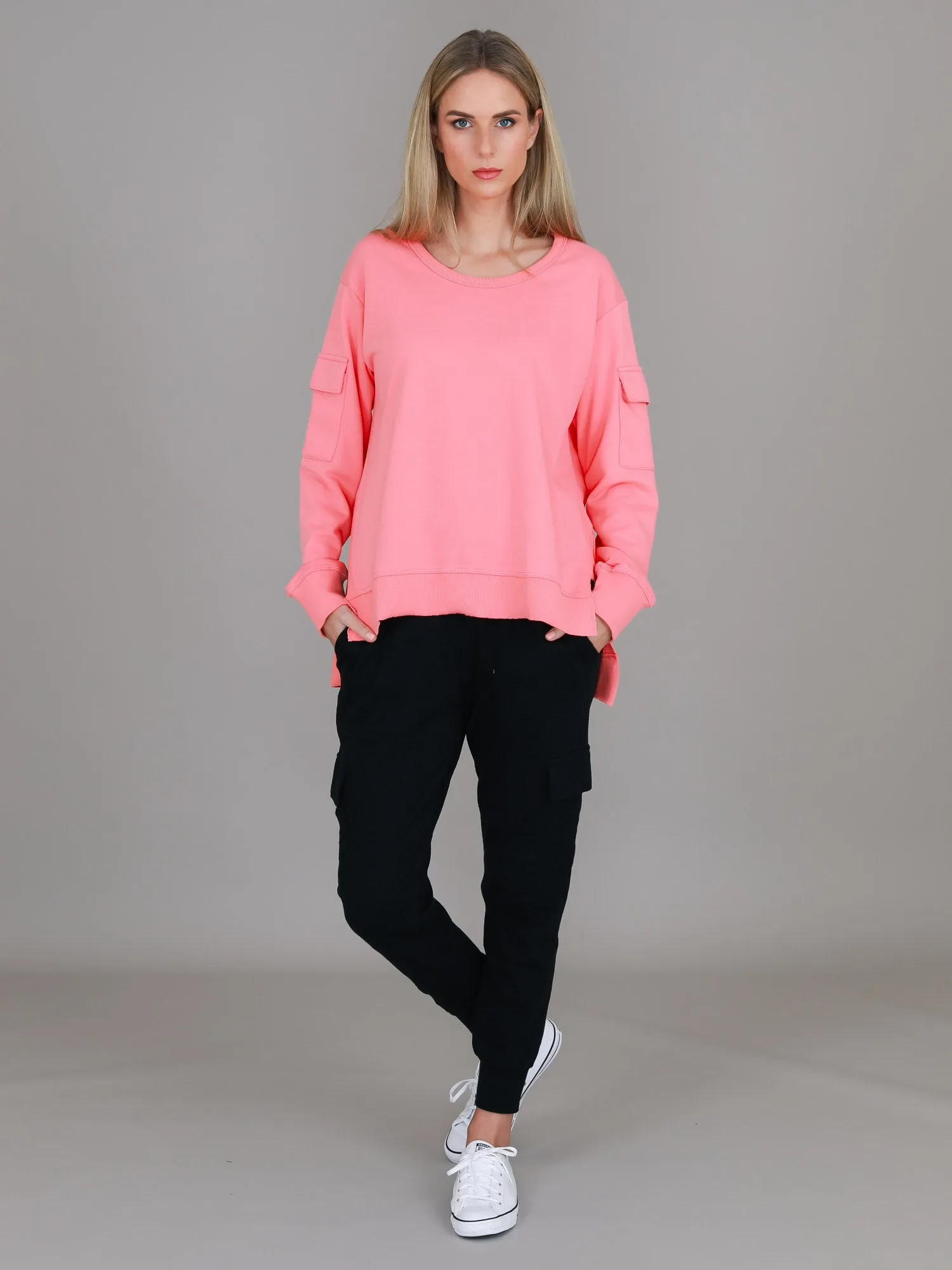 Kingscote Pocket Crewneck Sweatshirt