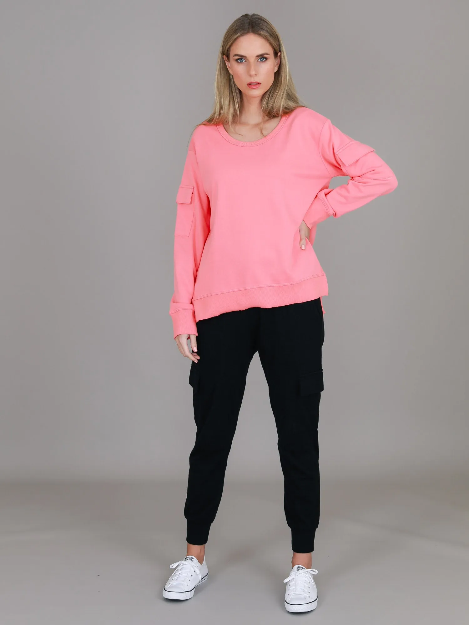 Kingscote Pocket Crewneck Sweatshirt