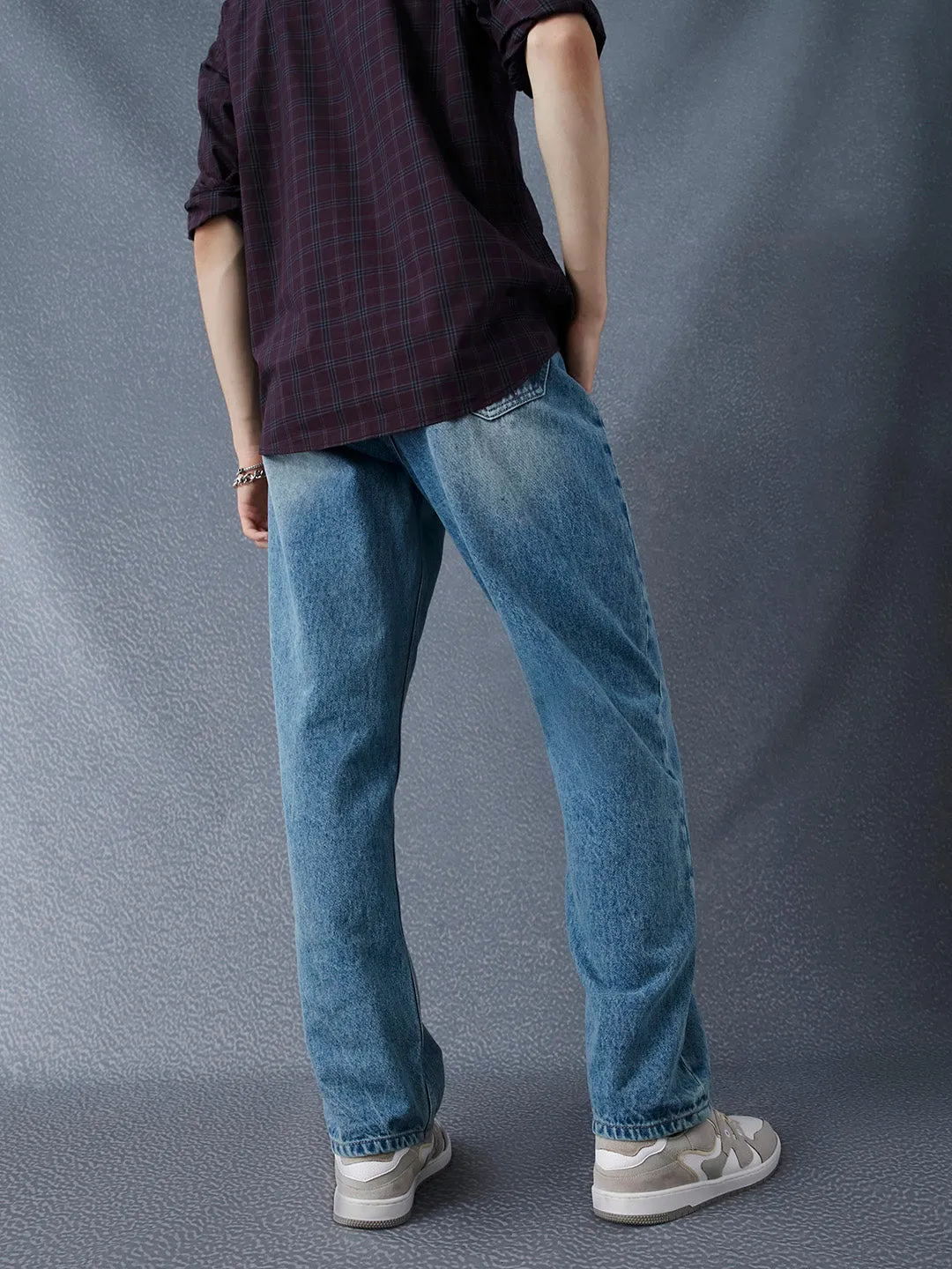 Men Straight Fit Heavy Washed Cotton Indigo Jeans