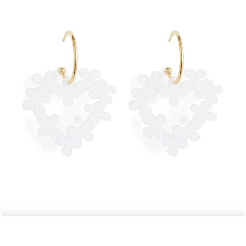 Mini Hearts In Flowers Earrings White Pearl