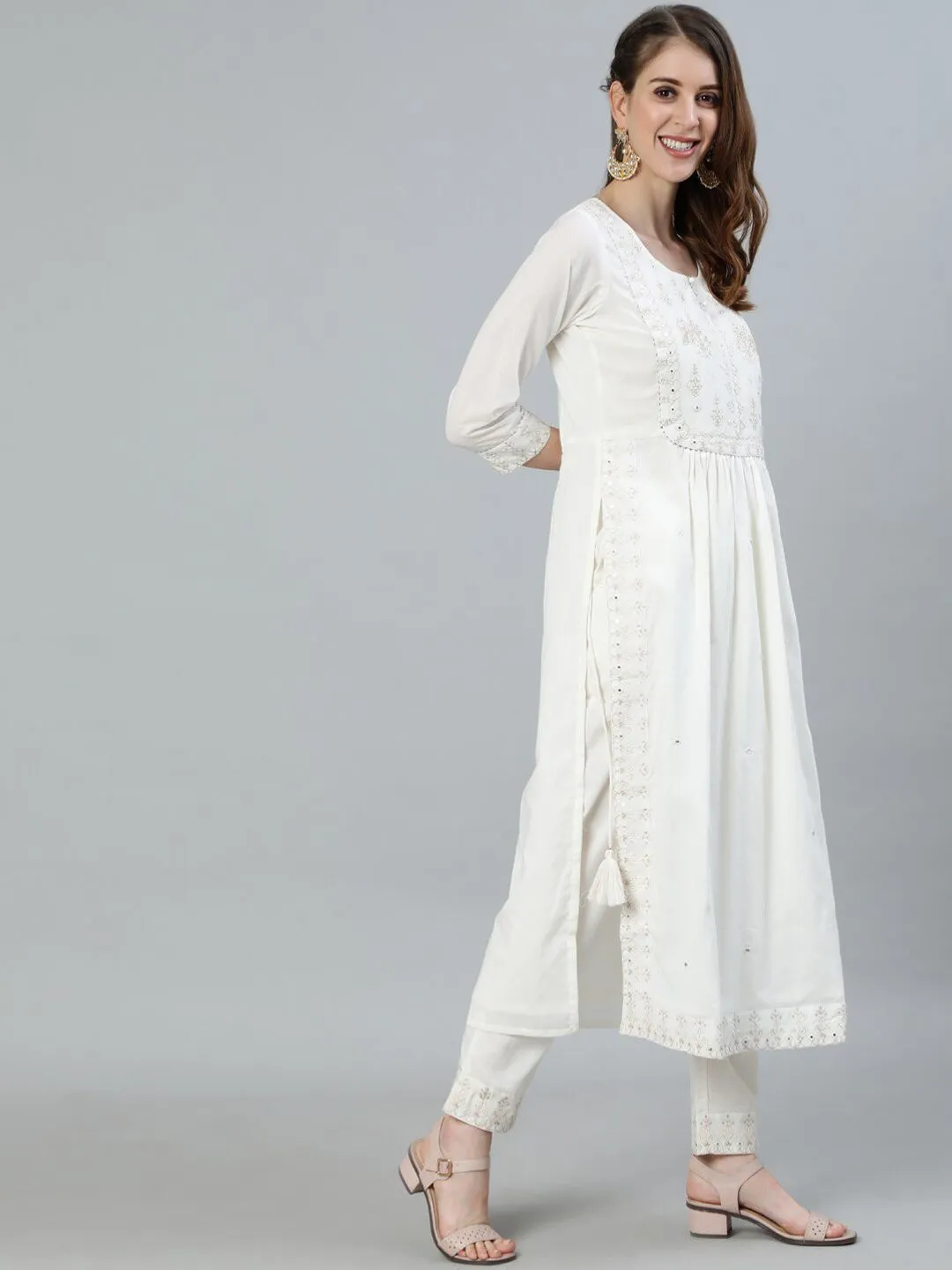 Rich White Cotton Floral Thread Work Hight Slit Kurta  with Straight Bottom