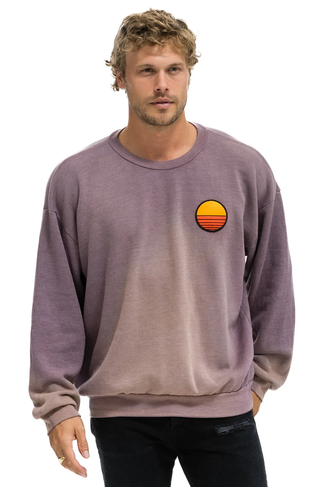 SUNSET PATCH RELAXED CREW SWEATSHIRT - FADED MOCHA