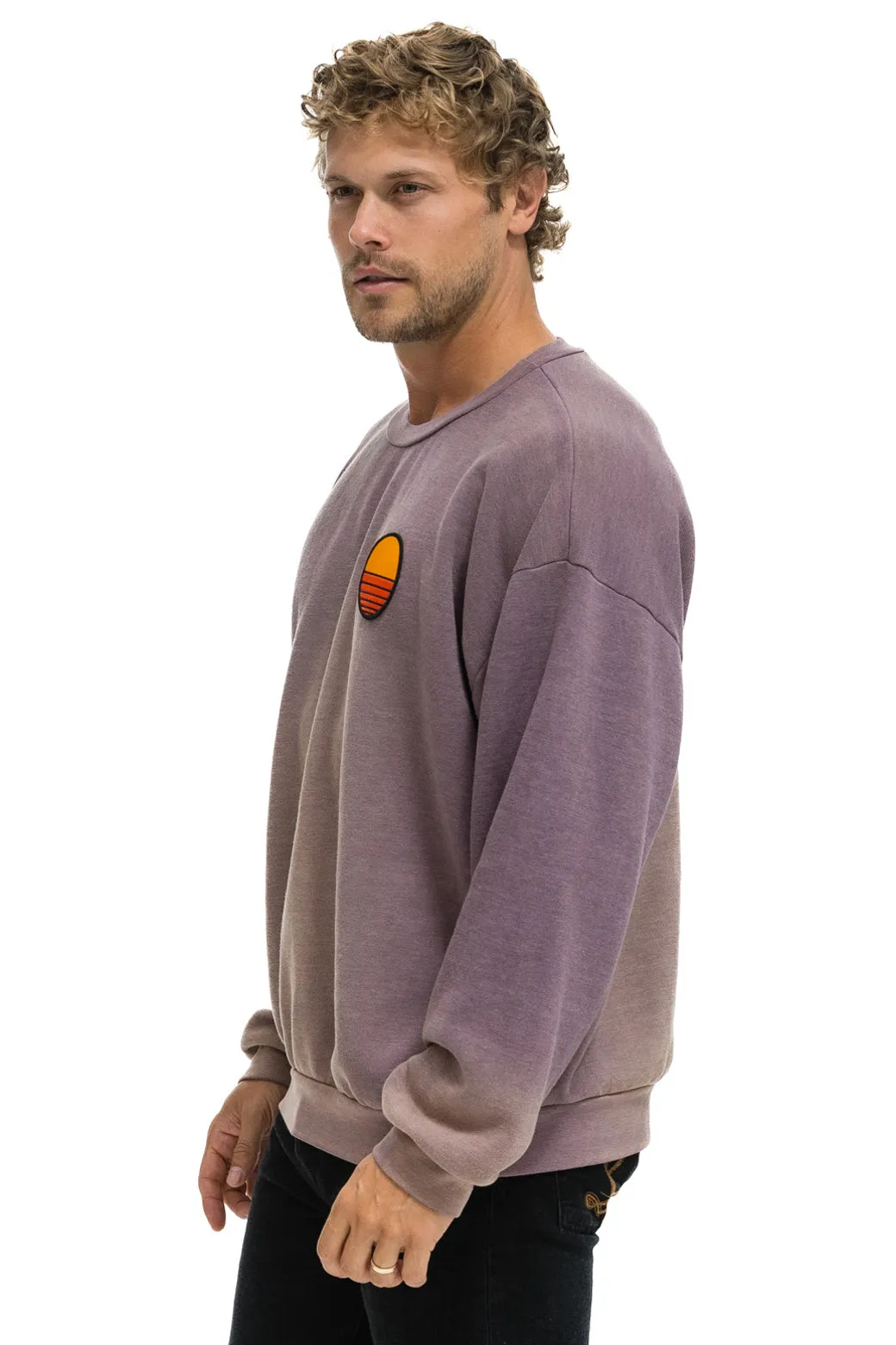 SUNSET PATCH RELAXED CREW SWEATSHIRT - FADED MOCHA