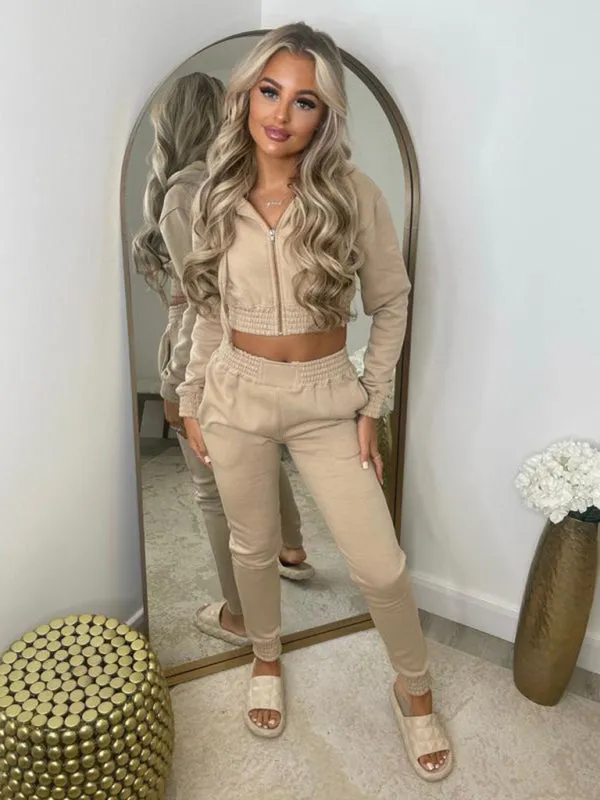 Trendy Cropped Hoodie and Pencil Sweatpants Tracksuit for Casual Days