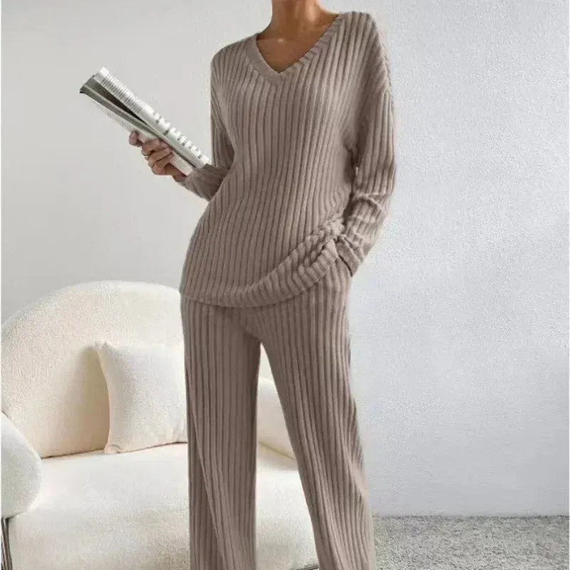 Trendy Ribbed Knit Cozy Set