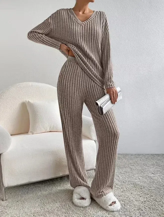 Trendy Ribbed Knit Cozy Set