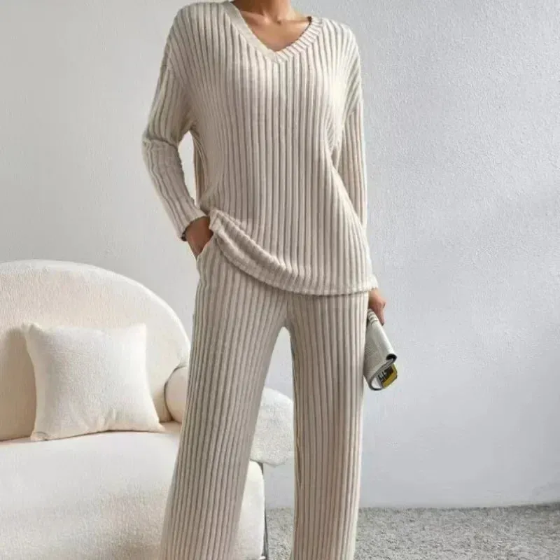 Trendy Ribbed Knit Cozy Set