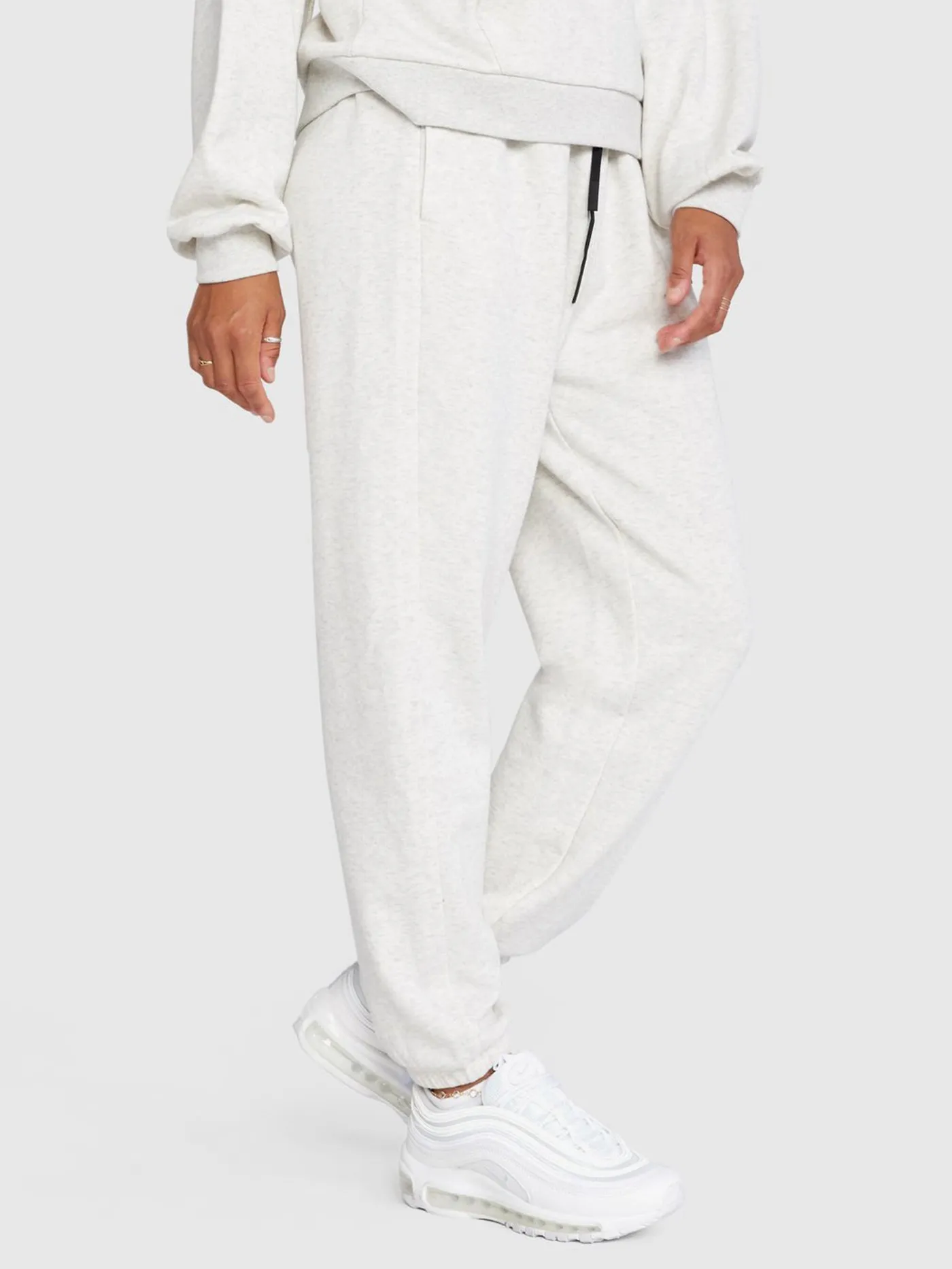 VA Essential Jogger Sweatpants